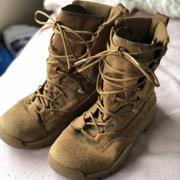 nike tactical shoes